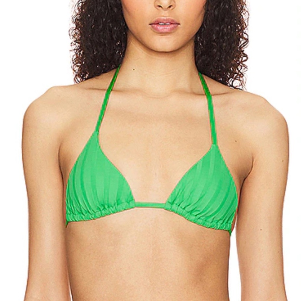 NWOT Vitamin A Gia Tri bikini top